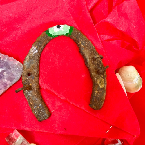 Money Growth Black Horse Naal 444CurlytarotCharms