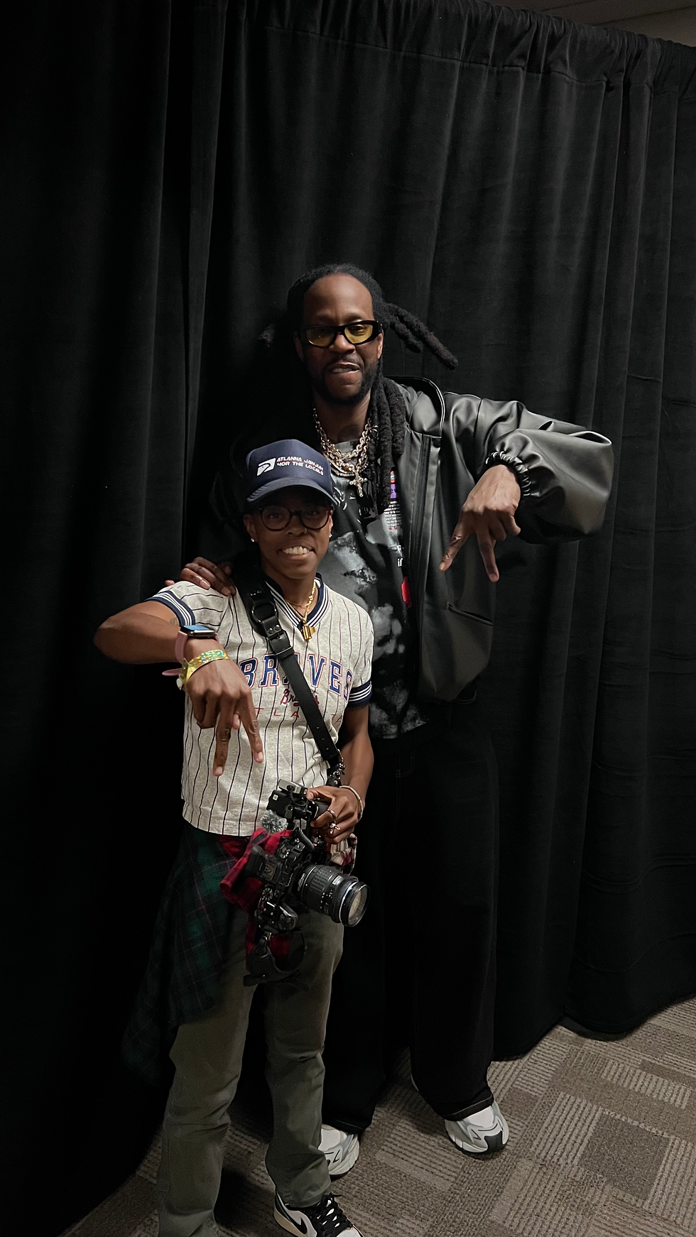 2 Chainz and Gindi Shoots