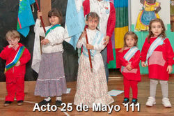 Acto 25 de Mayo 111
