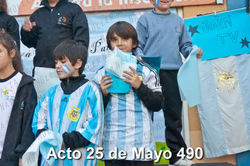 Acto 25 de Mayo 490