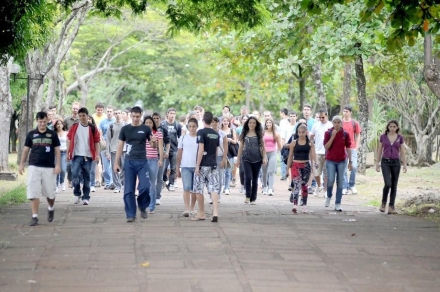 Hauly destaca 40 anos de atividades da Universidade Estadual de Londrina