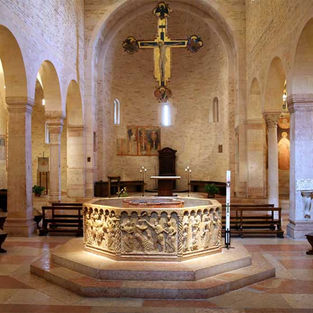Battistro di San Giovanni in Fonte VERONA.jpeg
