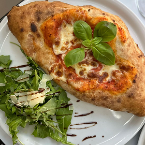 CALZONE