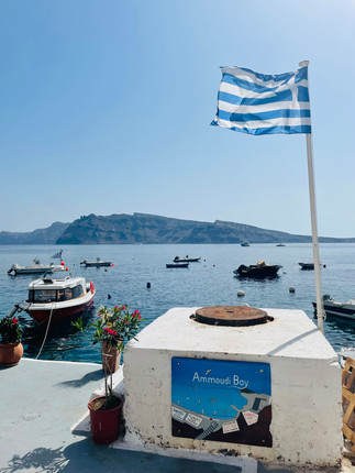 Greece, Santorini, Oia, caldera, white cliff side, Ammoudi Bay, donkeys, ammoudi bay 300 steps, bottom of ammoudi bay