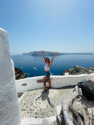 Greece, Santorini, Oia, caldera, Aegean Sea, white cliff side, exploring oia, cliff side
