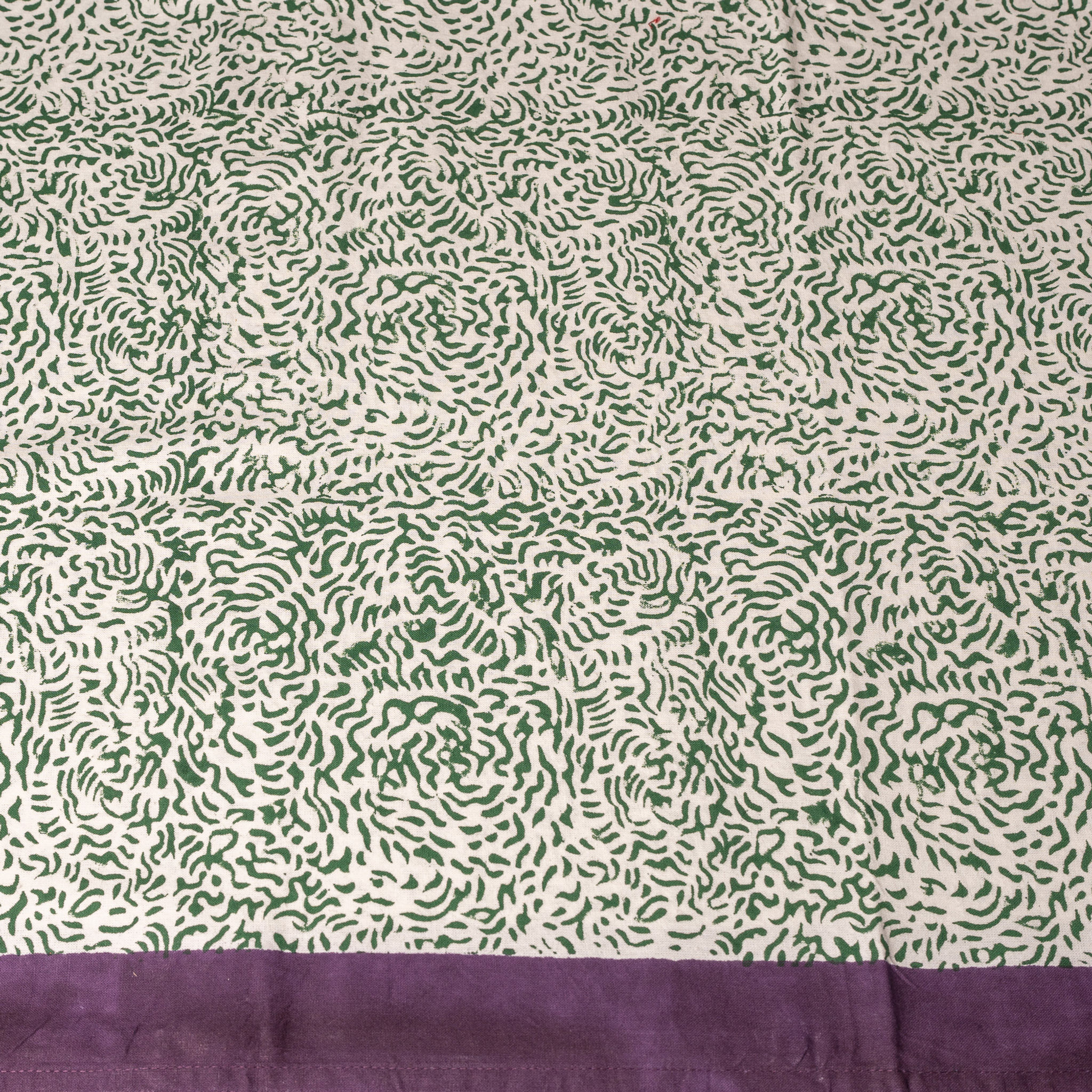 Green abstract pattern tablecloth