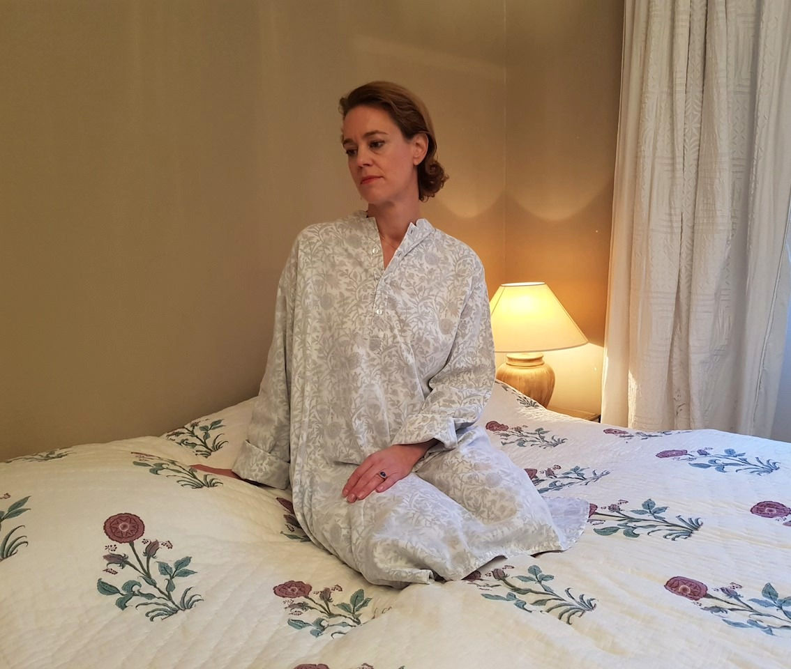 Blue flowers nightgown