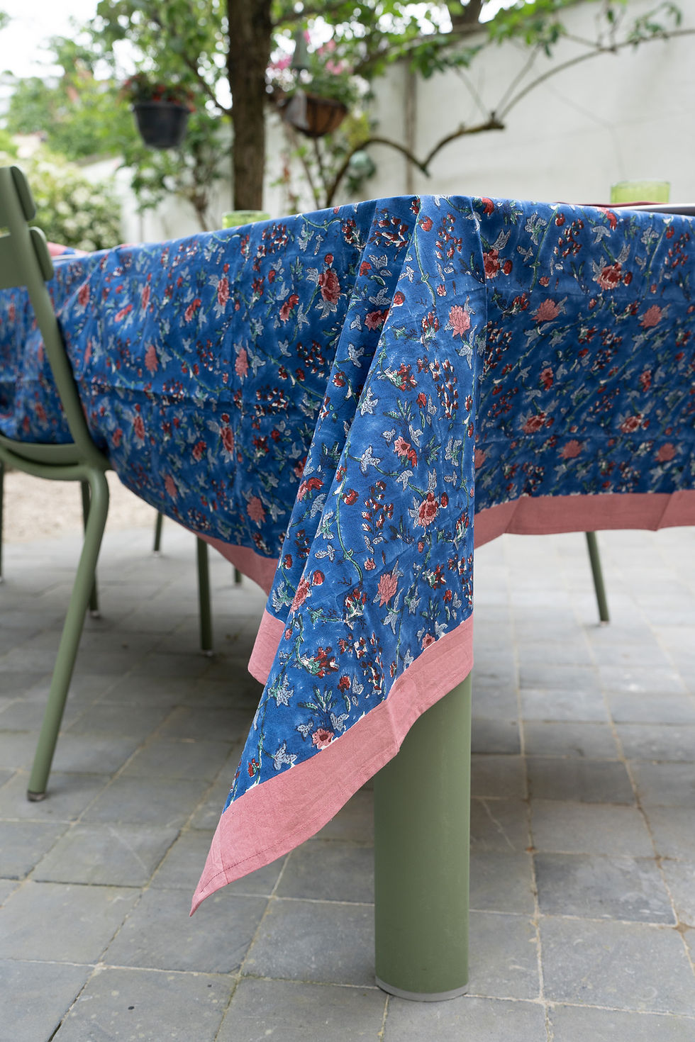 Thumbnail: Blue floral tablecloth