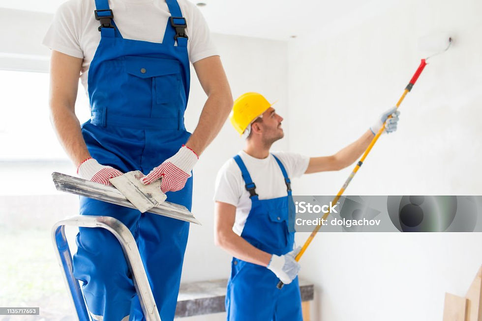 sıva uygulaması yapan adamlar