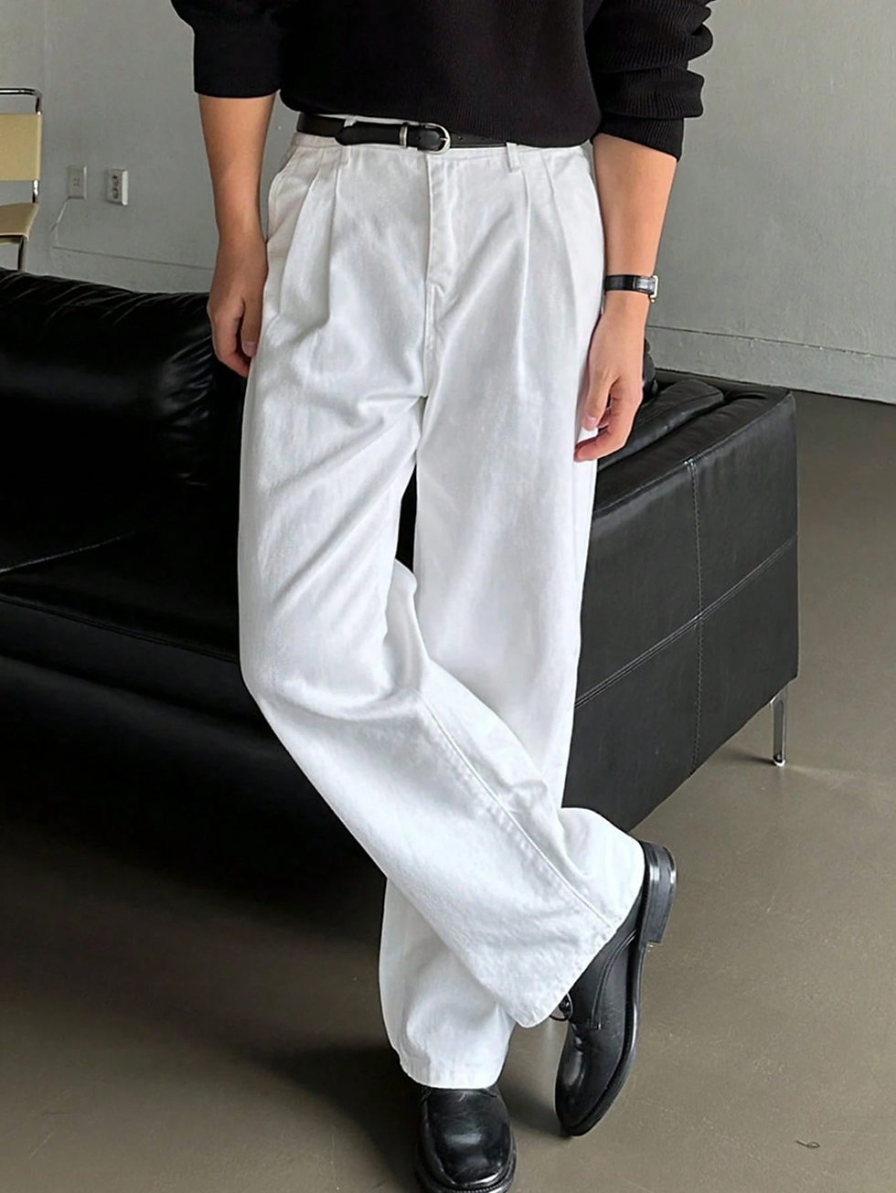 Thumbnail: [UBLP-071] White Washed Soft Straight Jean
