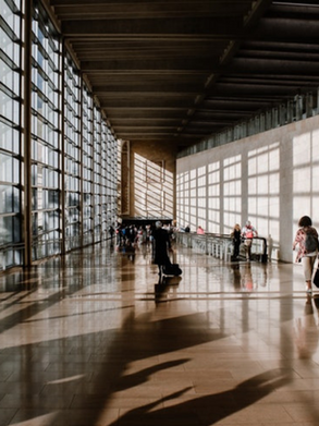 CÓMO IR DEL AEROPUERTO DE PRAGA AL CENTRO