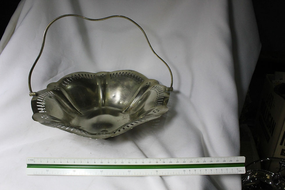 Thumbnail: Silver Curve Shaped Tray
