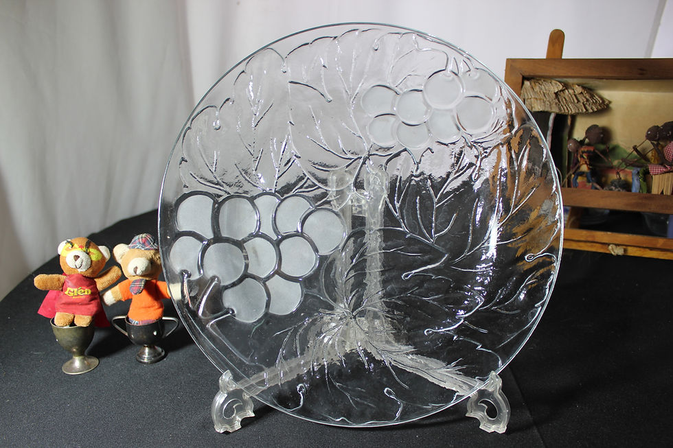 Thumbnail: Embossed Grape Serving Plate