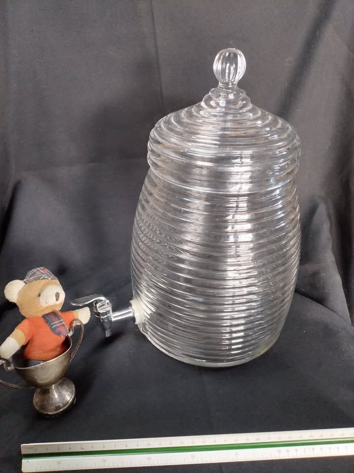 Thumbnail: Crockery - Bee Hive Dispenser