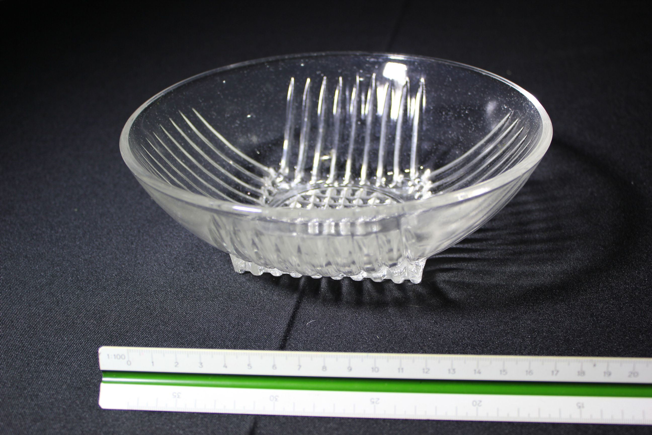 Art Deco Heavy Duty Fruit Salad Glass Bowl