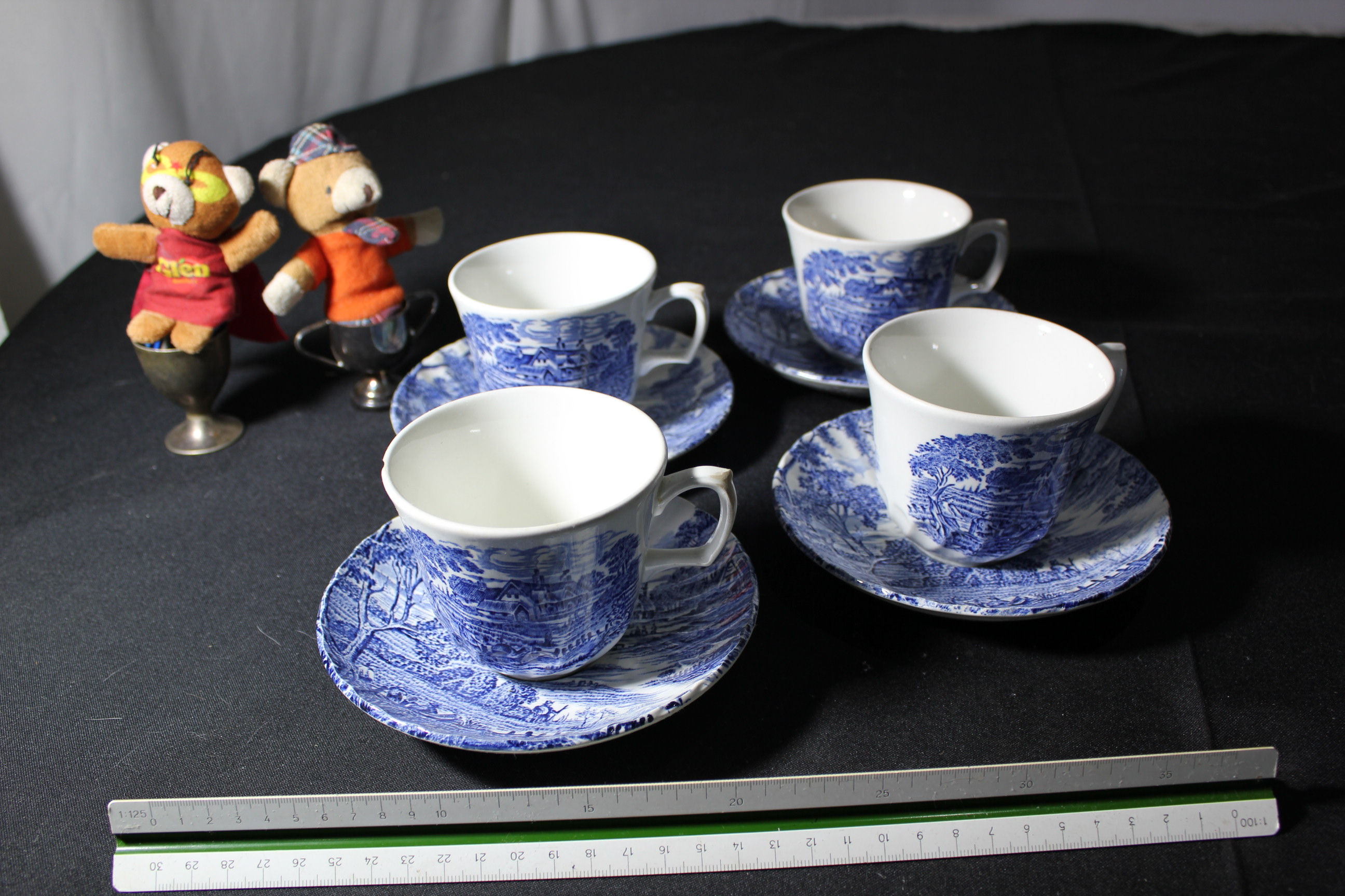 English Ridgeway Porcelain x4 cups and saucers