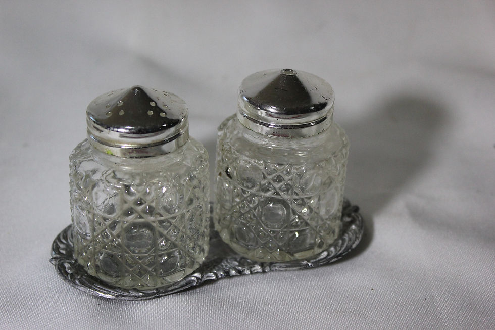 Thumbnail: Table decor - Salt and Pepper Pots