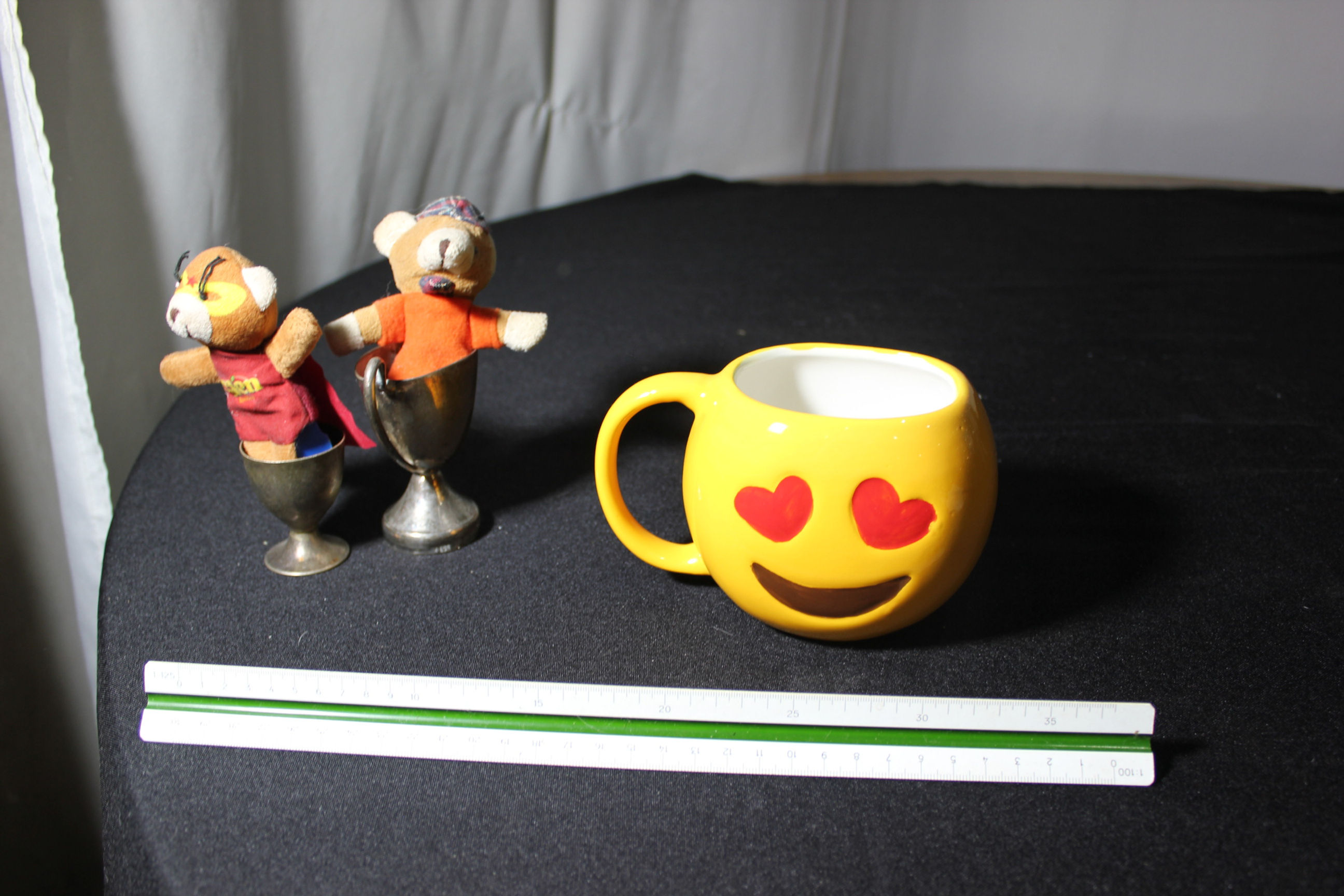 Smiley Emoji Face Coffee Mug Red Heart Eyes