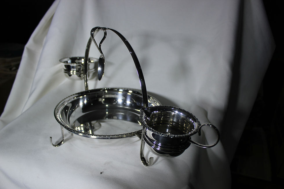 Thumbnail: Condiment Dish Tray and Utensil