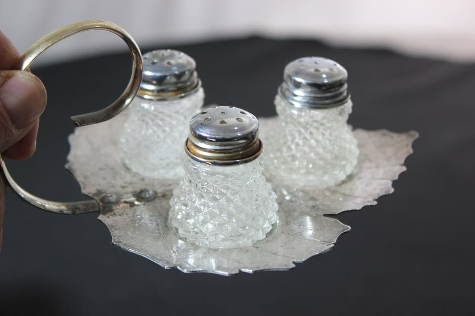 Thumbnail: Kitchenware - Leaf