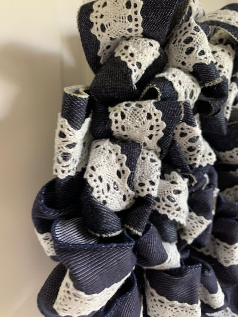 Thumbnail: dark denim lace wreath