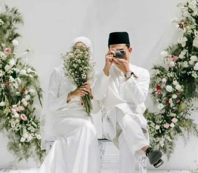 Simple wedding_edited.jpg