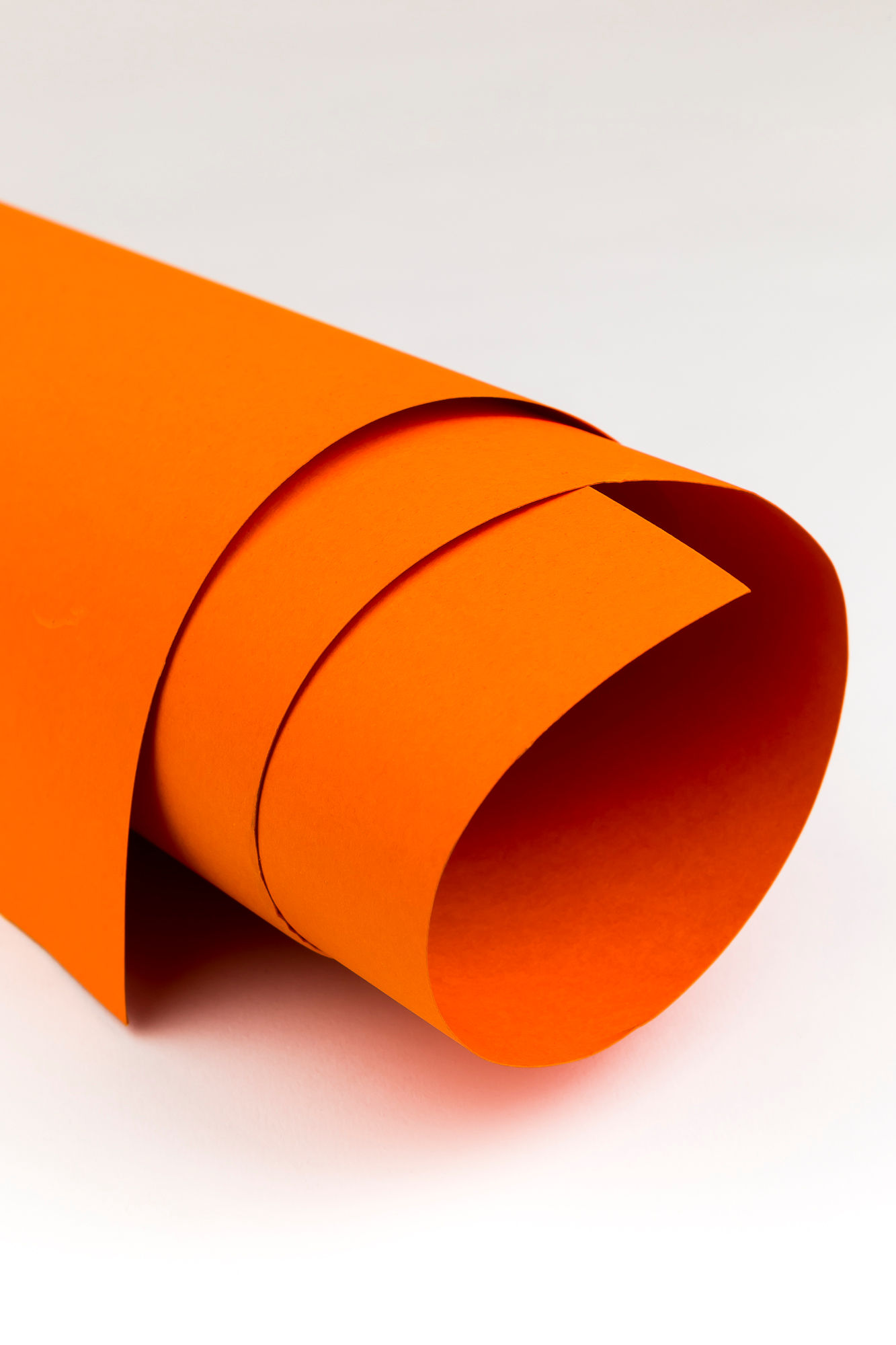 CARTULINA ESPAÑOLA  180GRS 50X65 CMS