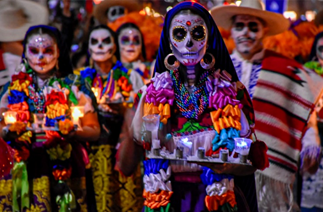 Espectacular, la Noche de Muertos en Morelia