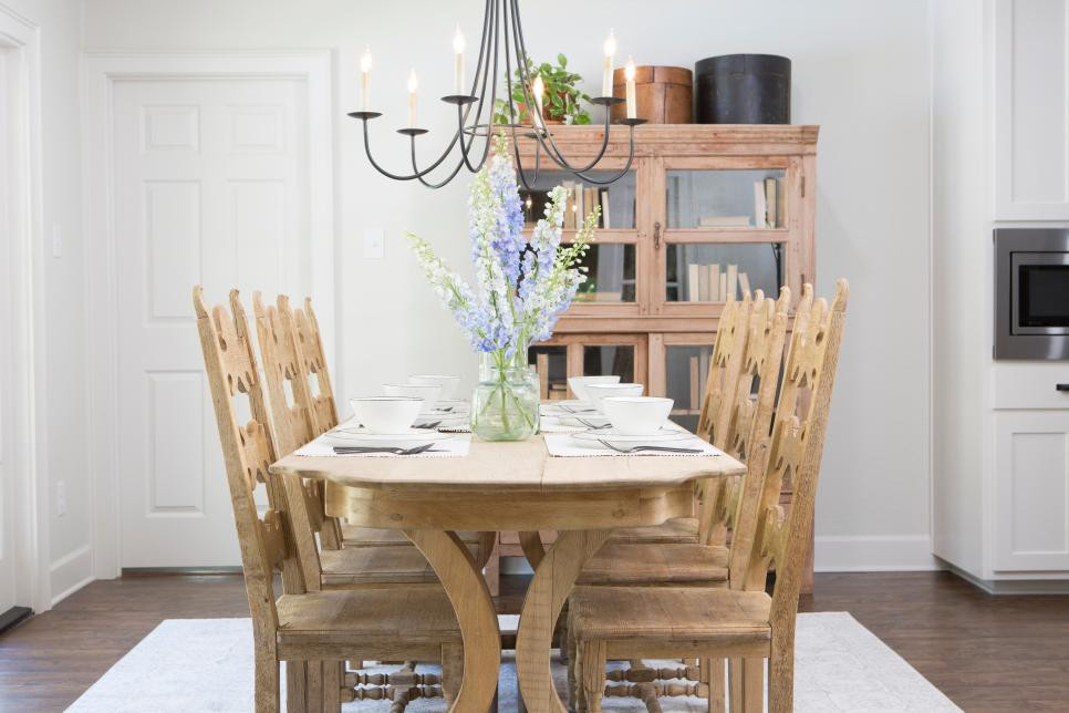 Fixer Upper Dining Room How To Style A Dining Room Like Joanna Gaines