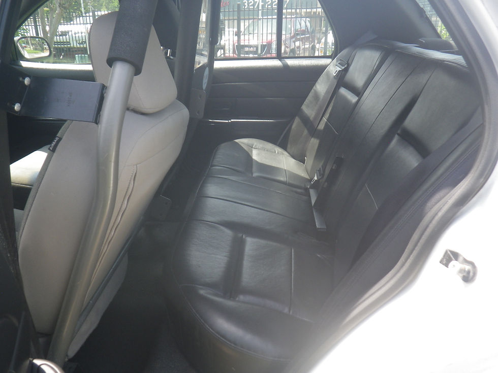 Thumbnail: 2011 Ford Crown Vic White
