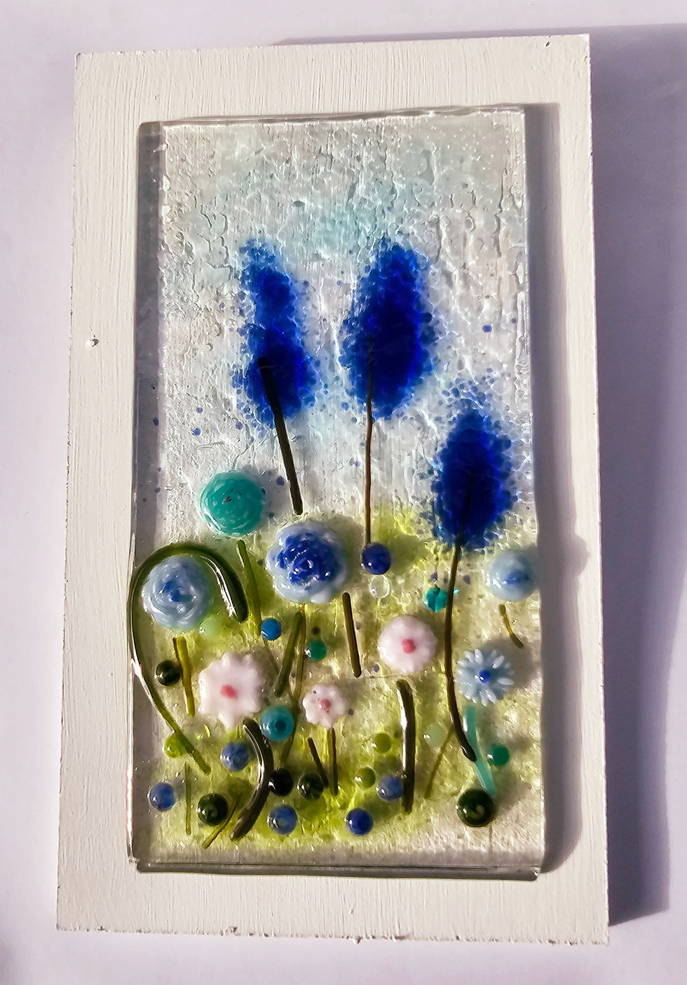 Blue flowers on white board 2