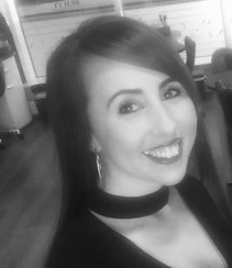 ABOUT | Vikki Pink
