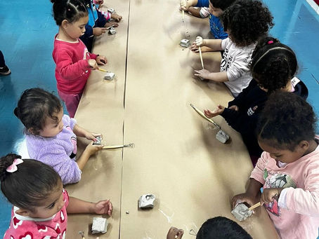 MANUSEIO DE ARGILA - CEI Aníbal Difrância.