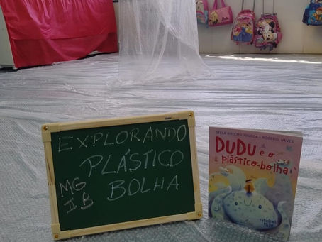 RODA DE LEITURA: “Dudu e o plástico-bolha” de Stela Greco Loducca e Rogério Neves - CEI Aníbal Difrância.