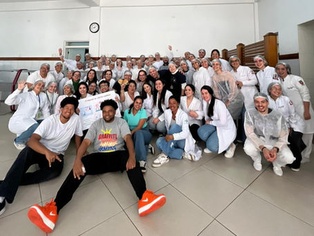 "Hamburgada" de sucesso com parcerias! - CCA São Lucas e CEDESP Santo Antônio