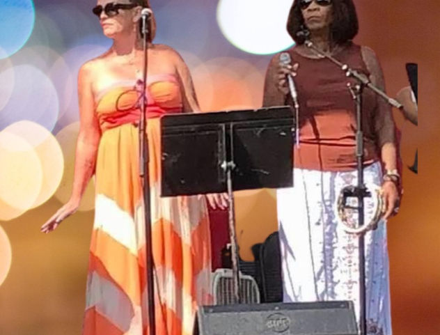 tARA MADLYN BUBBLES_edited.jpg