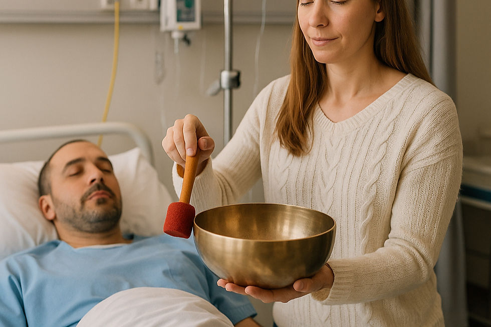 Un patient dans un lit d'hôpital qui reçoit une séance de sonothérapie
