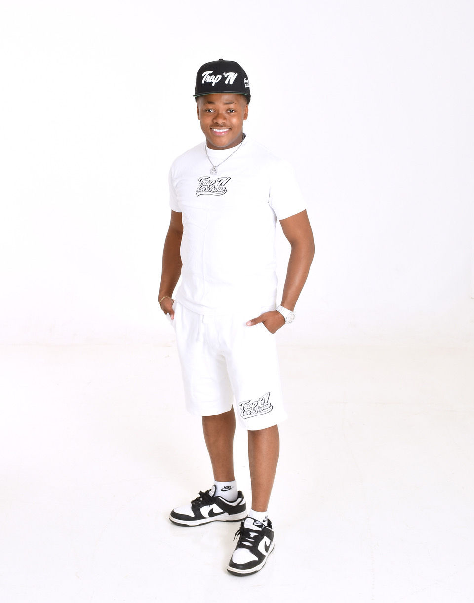 White Embryoid Hat