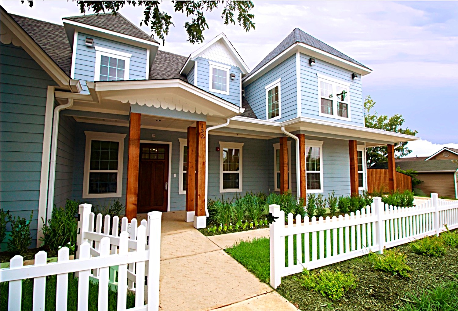 2018 HOUSE GRAND OPENING