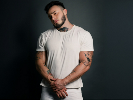 Rafa McGuire se lanza como Practicante de Kambo certificado✨💉🐸