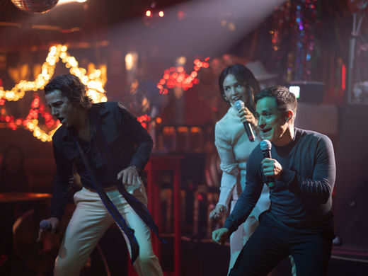 La nueva miniserie de Disney+, "La Máquina", protagonizada por Gael García Bernal, Diego Luna y Eiza González