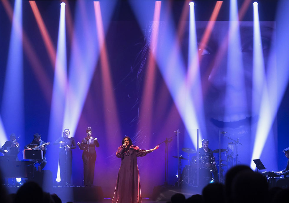 Fotos:Carlos Díaz / Teatro Cervantes.