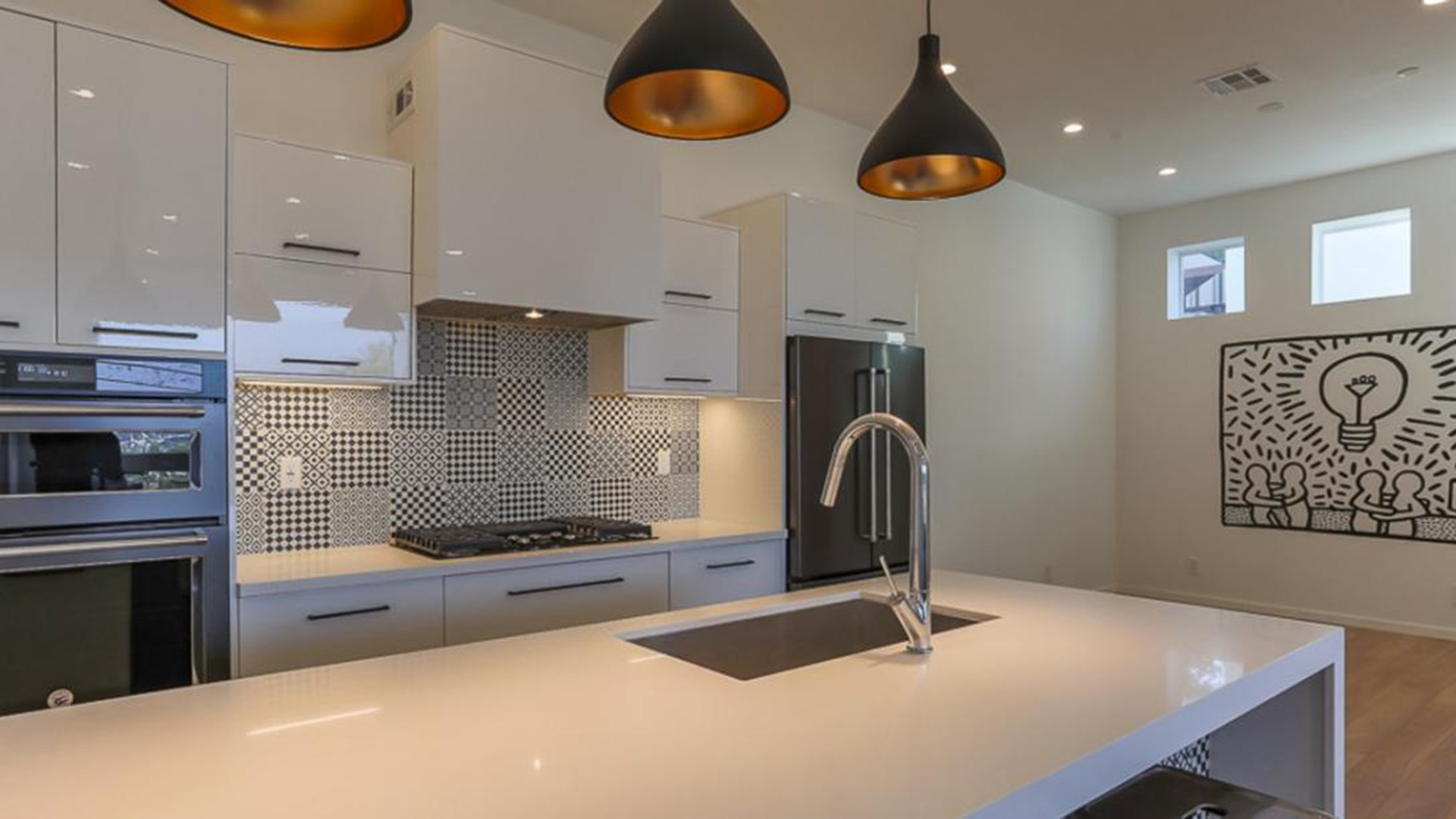 01_Glossy_White_Slab.jpg