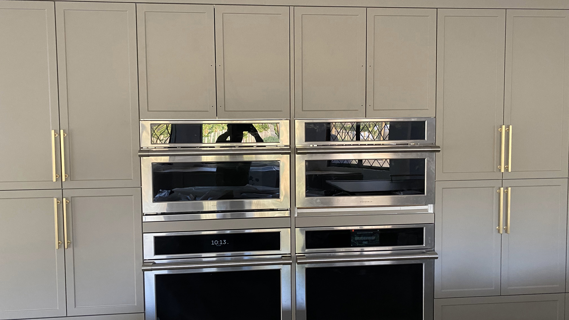 01_Glossy_White_Slab.jpg