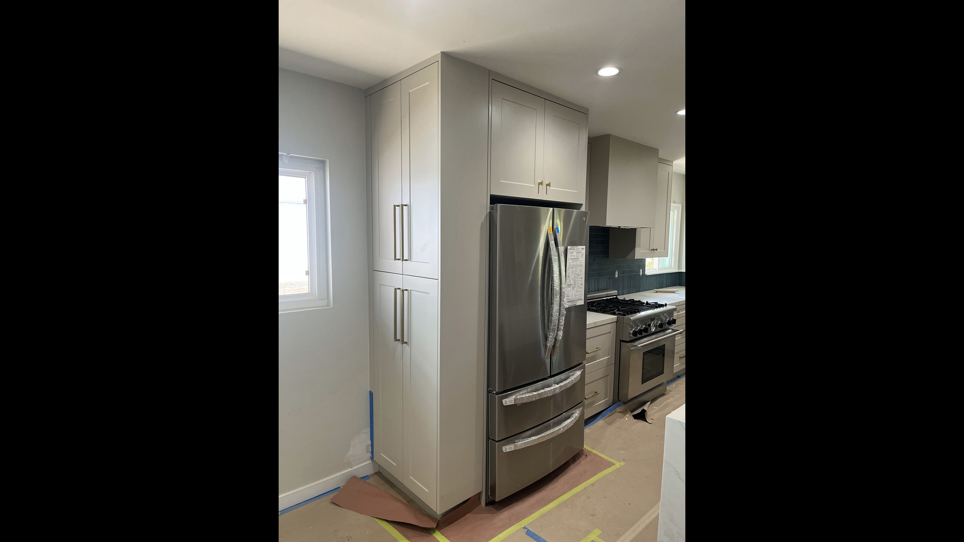 01_Glossy_White_Slab.jpg
