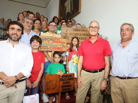 GRUPOS PARTICIPANTES NO XXXIV FESTIVAL DE FOLCLORE “RIO TEJO” RECEBIDOS NO MUNICÍPIO DE SANTARÉM