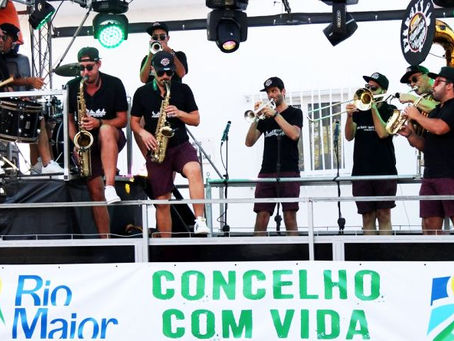 CAMISAS NEGRAS E BICO D’OBRA ANIMARAM O CONCELHO DE RIO MAIOR