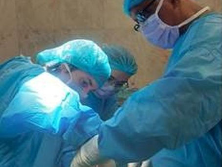 CENTRO HOSPITALAR DO OESTE REALIZOU 1.º IMPLANTE DE PRÓTESE PENIANA