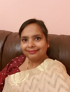 Pooja2_edited.jpg