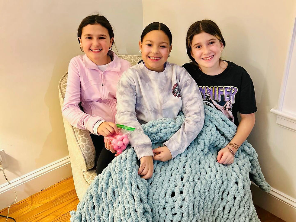 Mommy & Me @ The Crafty Place - Chunky Knit Blanket Party